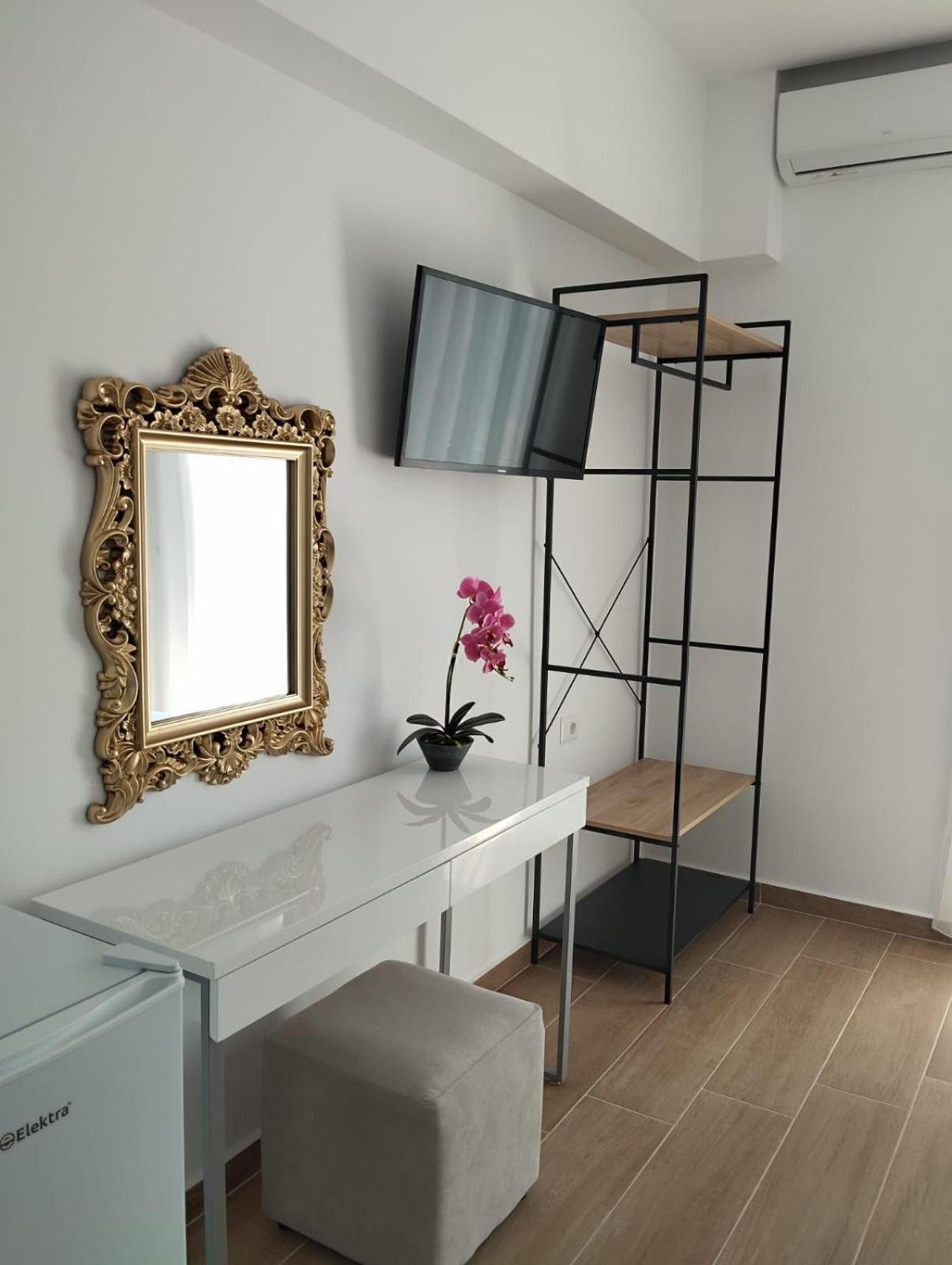 Amente Apartaments Ksamil Eksteriør billede